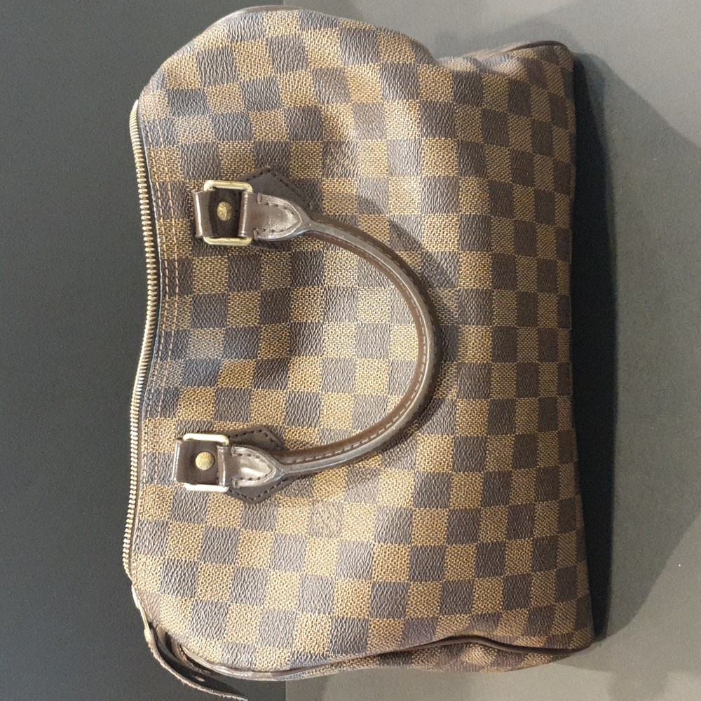 Louis Vuitton Speedy 30